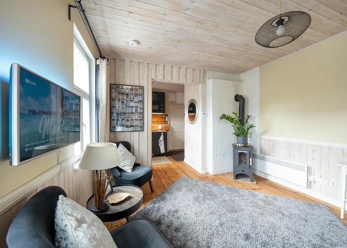 Garden Next To Telliskivi & Old Town *