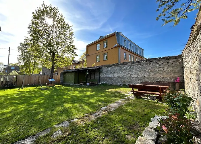 Apartament Garden Next To Telliskivi & Old Town Tallin