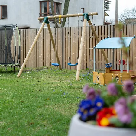 아파트 Garden Next To Telliskivi & Old Town 탈린