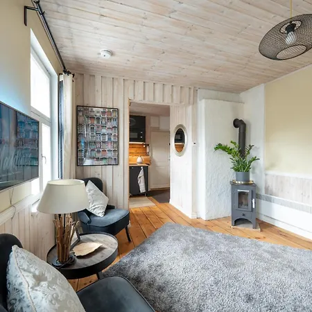 Garden Next To Telliskivi & Old Town *